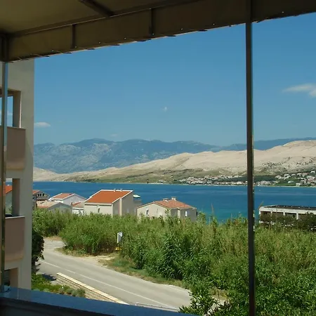 Apartman Ariana *