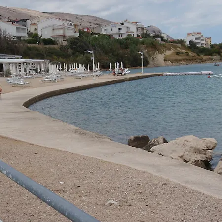 Apartman Ariana Pag Town