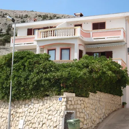 Apartman Ariana *